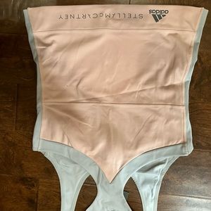 Tennis top,new never worn